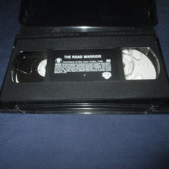 The Road Warrior Special Edition VHS w/ Sturdy Black Collectors Case - Picture 5 of 5